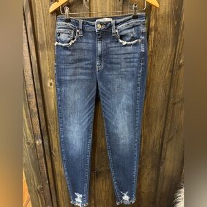 Kancan Skinny Straight jeans
Slight distressing at waist & ankle
Dark wash